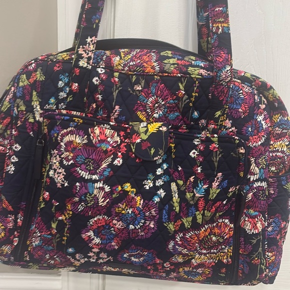 Vera Bradley ~ Stroll Around Diaper Bag in Midnight Wildflowers w/changing pad - Picture 1 of 5